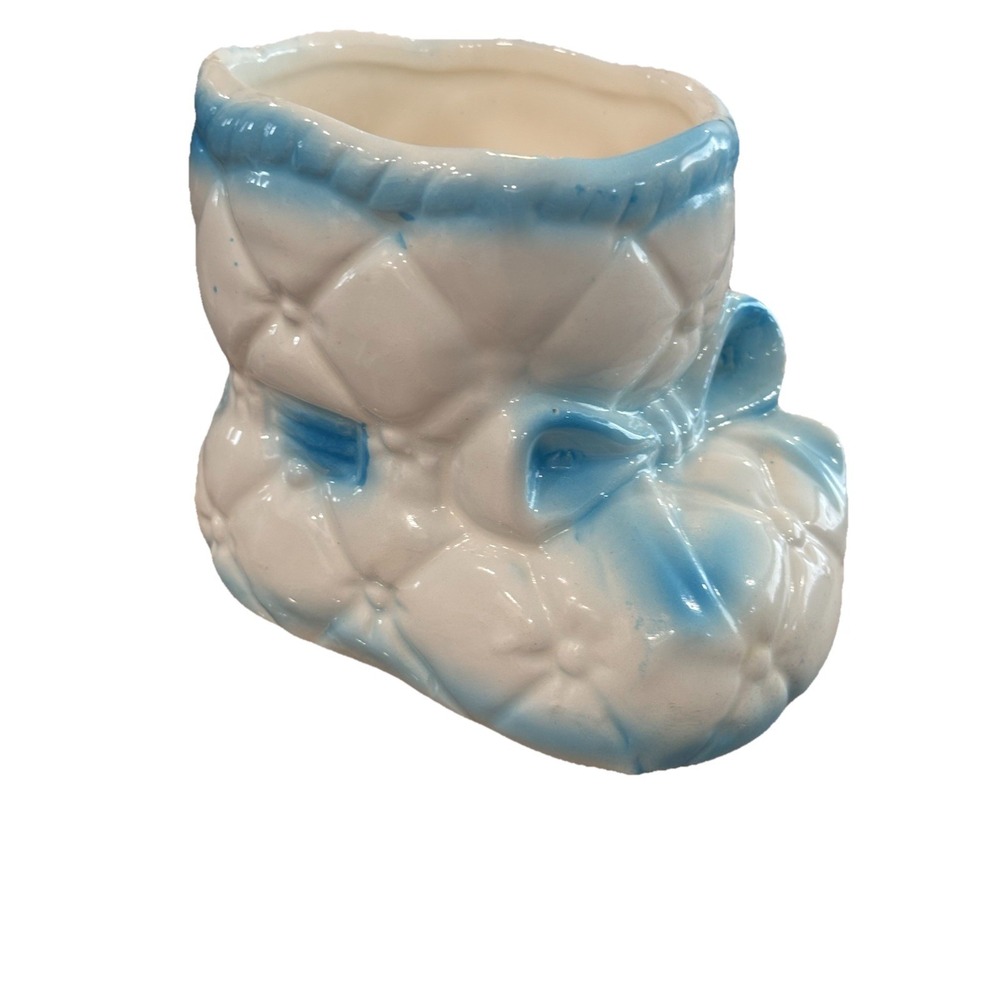 Vintage United Import Taiwan White And Blue Bootie Planter /nursery Decor